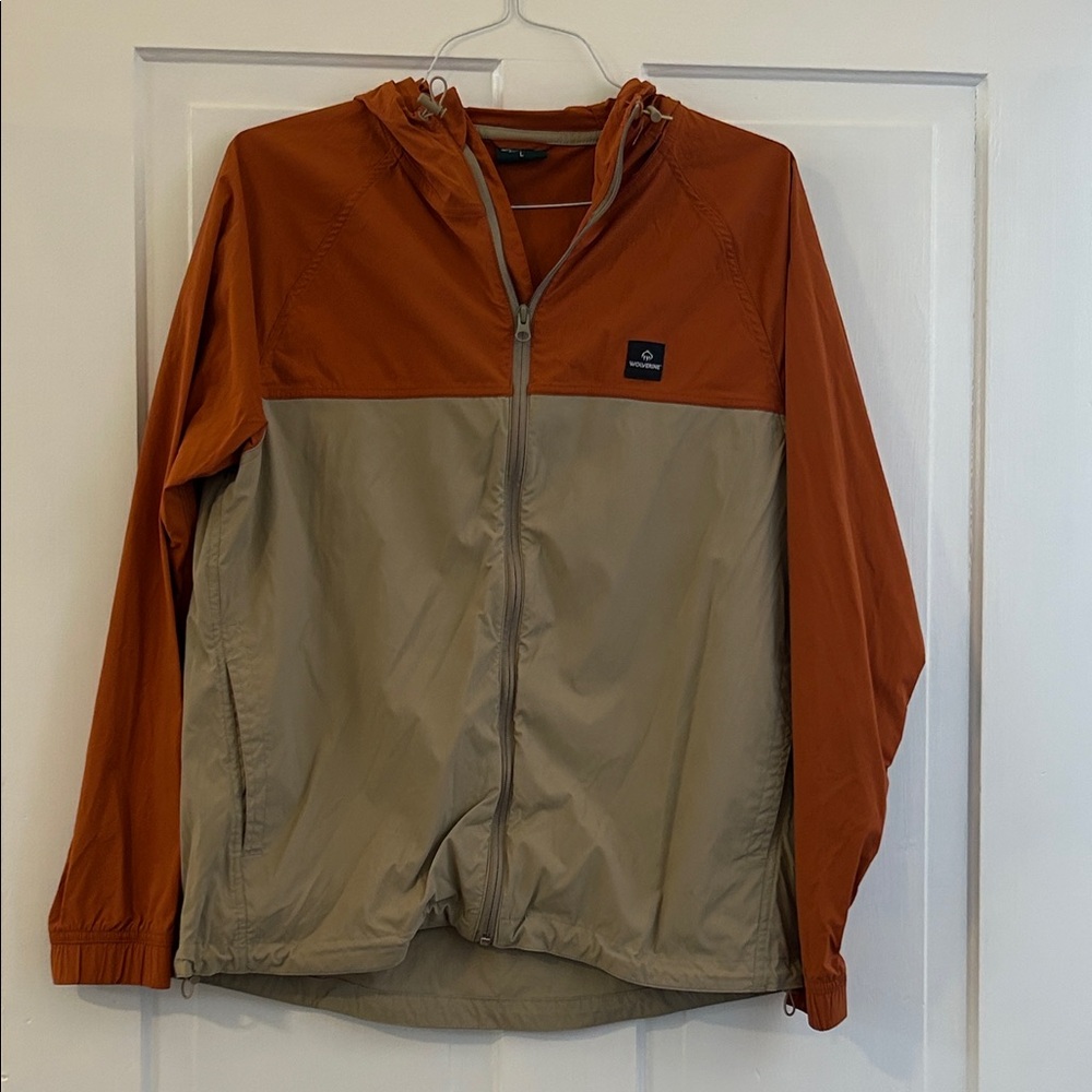 Wolverine Rust and Beige Windbreaker
